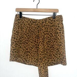 A NEW DAY Pull on Leopard Print Shorts Size Large